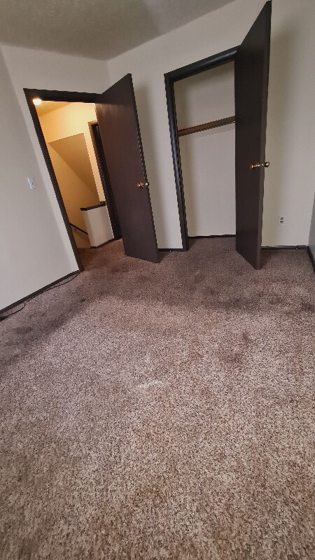 Building Photo - 6177 Laurelwood Ct