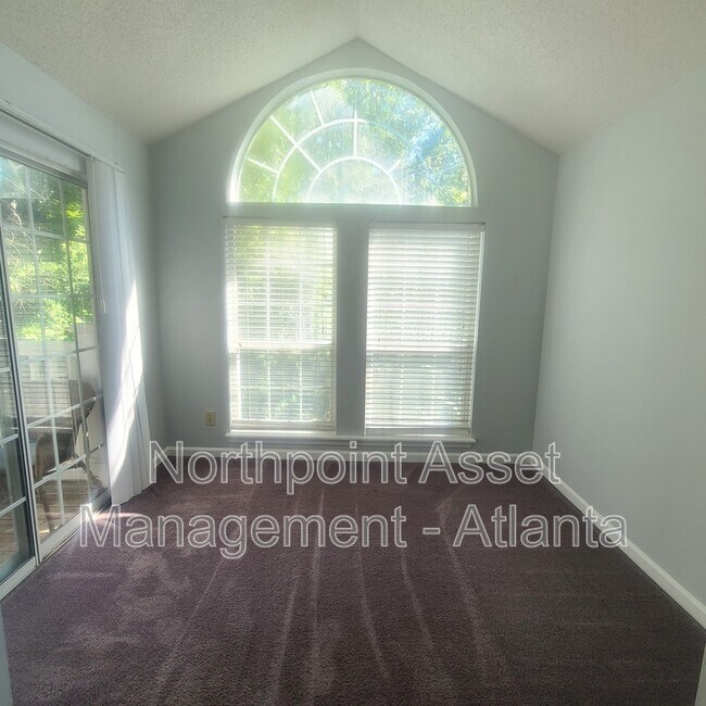 Building Photo - 545 Cobblestone Trail