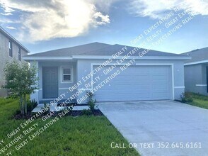 Building Photo - 2894 NE 21st Ct Rd