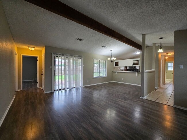Building Photo - 1710 Joy Dr