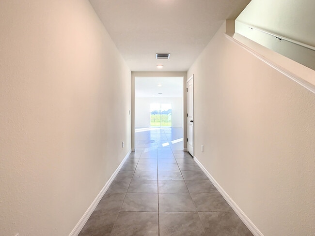 Foto del edificio - Like New Home For Rent in Creek Preserve!