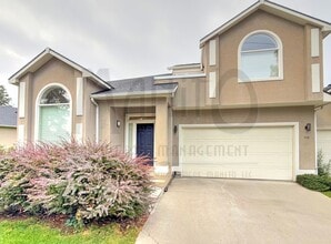 Building Photo - 1816 S Viewcrest Ln