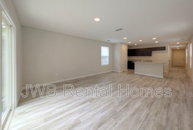 Building Photo - 9087 Eaton Ave