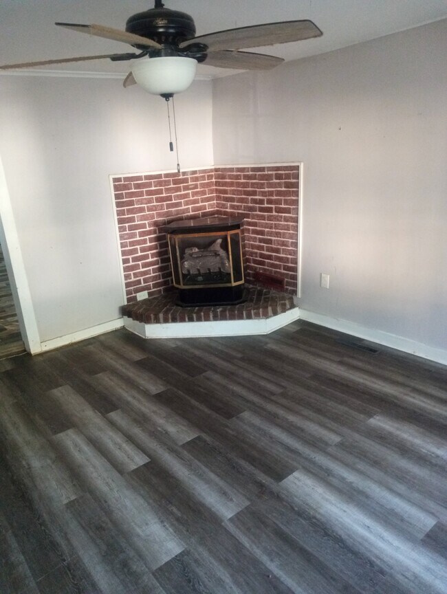 Foto del edificio - 411 N Cochran St