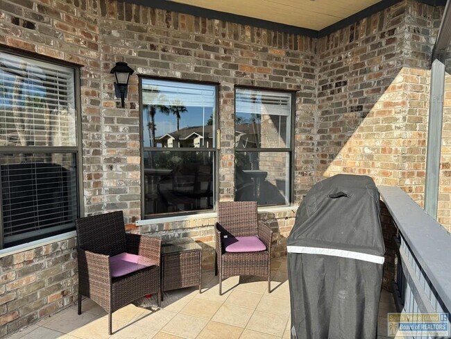 Foto del edificio - 77 Santa Isabel Blvd