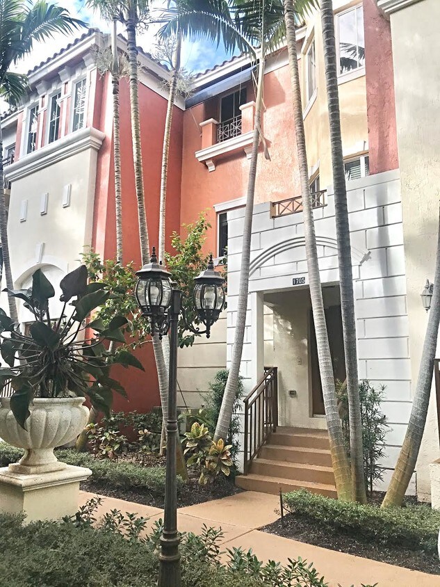 1705 Coastal Bay Blvd, Boynton Beach, FL 33435 Townhome Rentals in Boynton Beach FL
