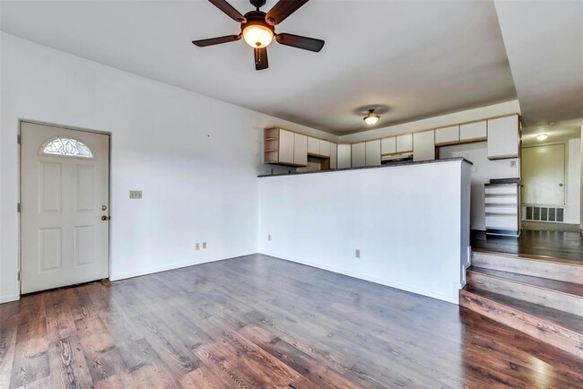 Building Photo - 5926 Lookout Mountain Dr
