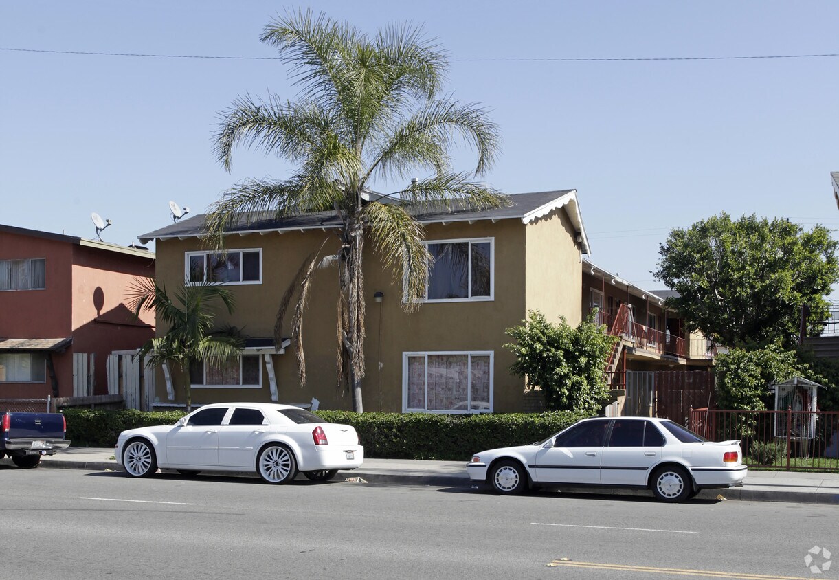 Primary Photo - 1021 S Standard Ave