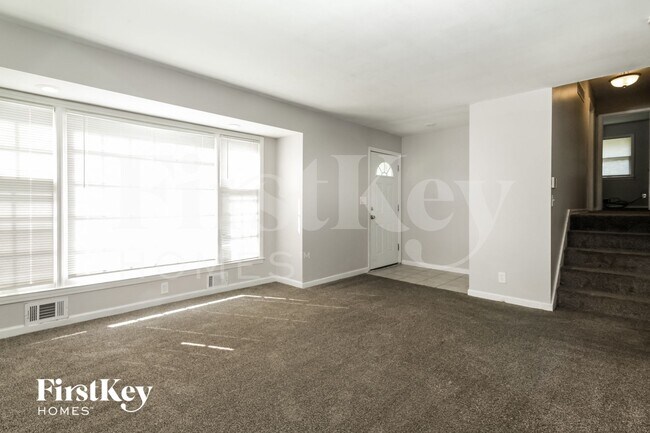 Foto del edificio - 6312 E 102nd St