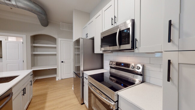 Interior Photo - Towson Promenade
