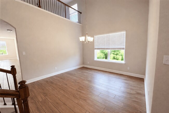 Foto del edificio - 5803 Calaveras Way