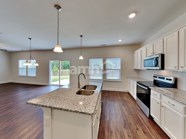 Building Photo - 5949 Hagar Vly Dr
