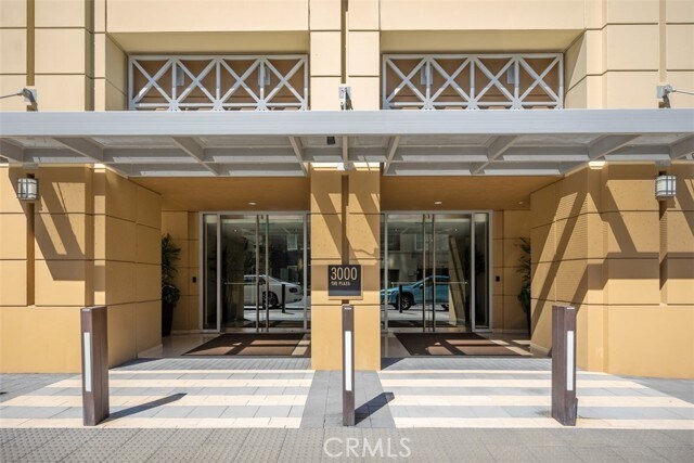 Foto del edificio - 3058 Scholarship