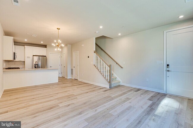 Foto del edificio - 7437 Backett Wood Ter