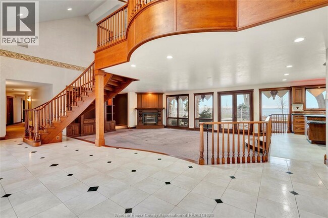 Photo du bâtiment - 1275 Seacliff Dr