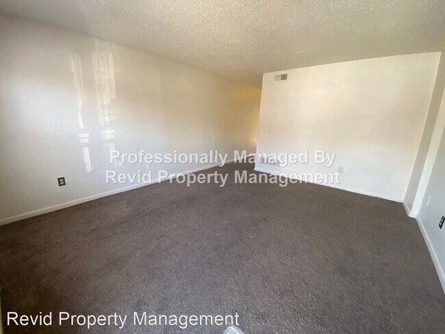 Foto del edificio - 2 br, 1.5 bath House - 692 Hobbs