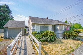 Building Photo - 104 SE 101st Ave