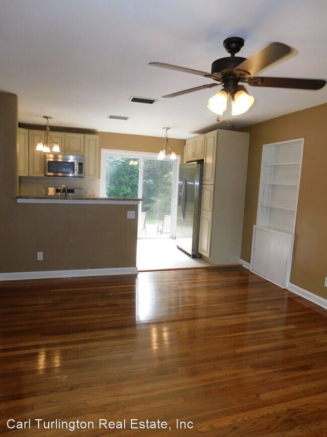 Foto del edificio - 3 br, 2 bath House - 118 NW 35th Terrace