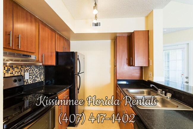 Foto del edificio - Beautiful two (2) bedrooms and two (2) bat...