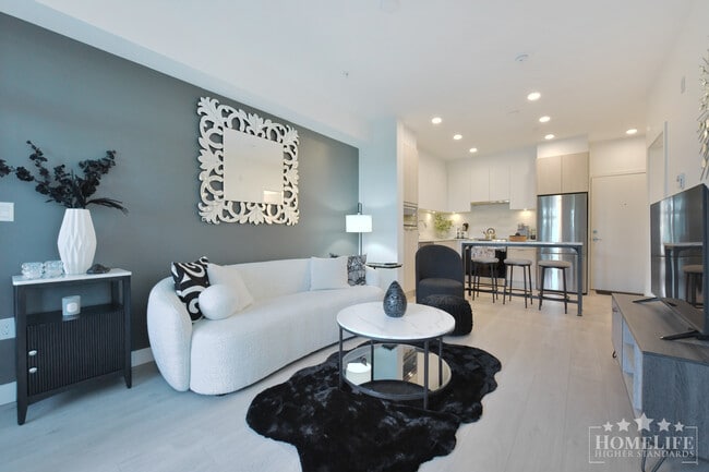 Building Photo - Fully Furnished 1 Bedroom Condo at Salt & Meadow — Walk-Out Backyard, Water Views & Resort-Style ...