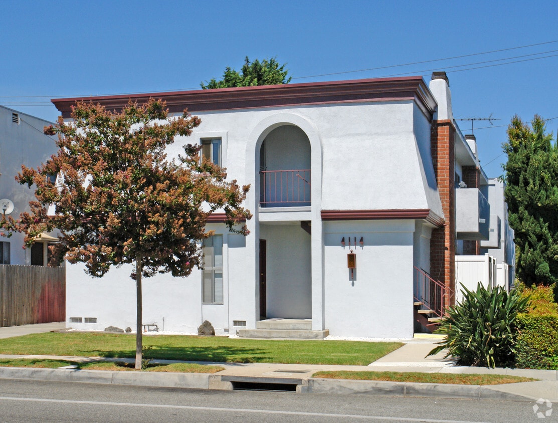 Building Photo - 4112-4114 Duquesne Ave