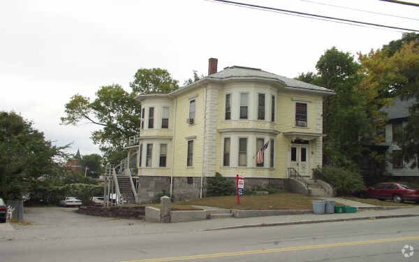 Foto principal - 415 Pawtucket St