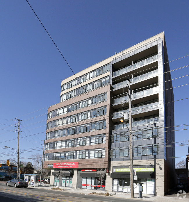 Building Photo - Eleven Superior
