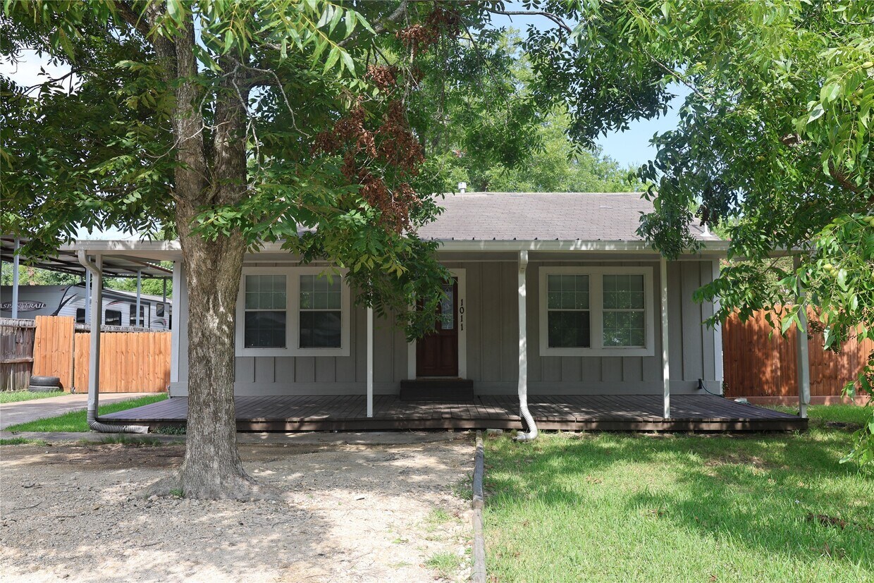 Foto principal - 1011 Randall St