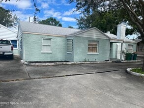 Building Photo - 510 E Strawbridge Ave