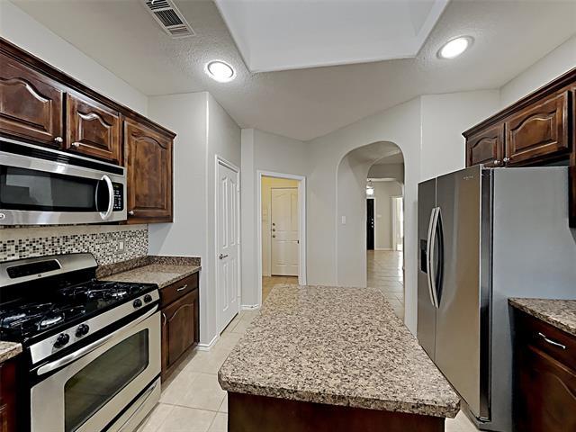 Building Photo - 12825 Hidden Valley Ct