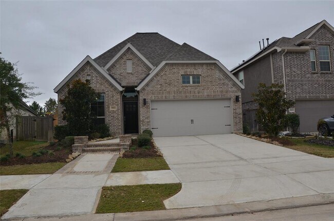 Building Photo - 19611 Lake Bosque Dr
