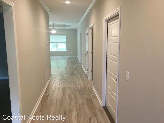 Building Photo - 3 br, 2 bath House - 214 Gary Cir L 12A RY...