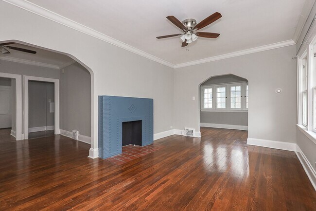 Foto del edificio - 2657 Idlewood Rd