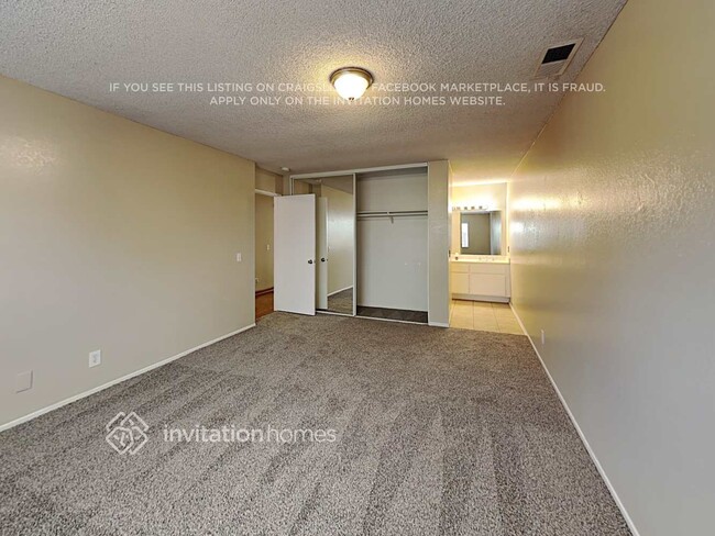 Foto del edificio - 934 Frontier Ave