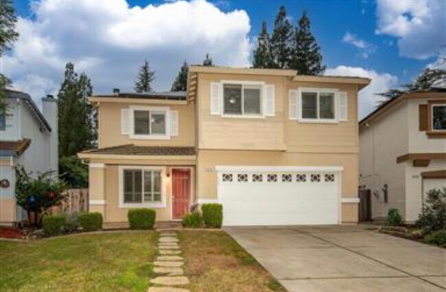 Building Photo - 2278 Railway Cir
