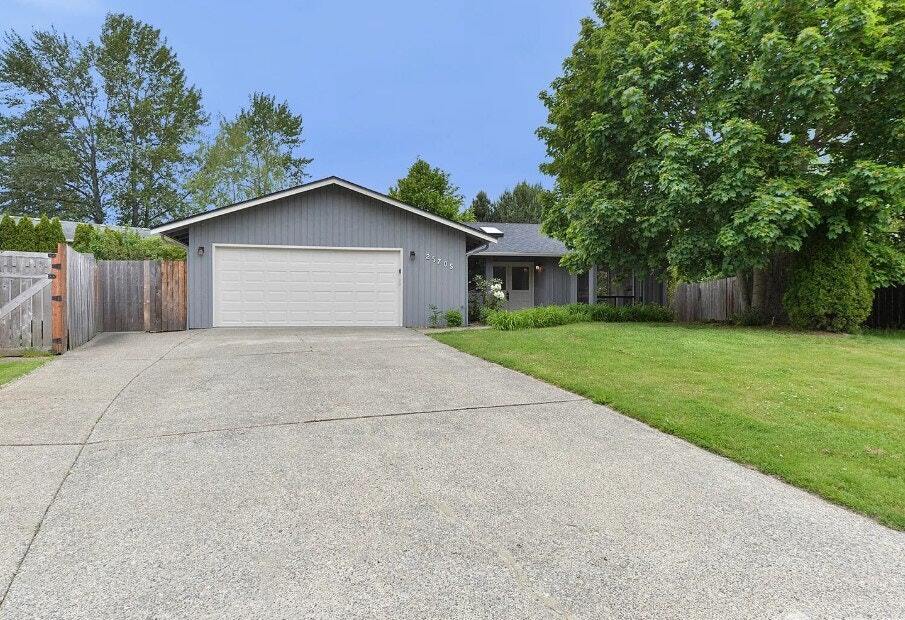 Primary Photo - 25705 117th Pl SE