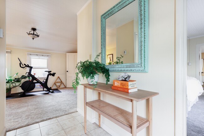 Foto del edificio - 129 Ocean Park Blvd