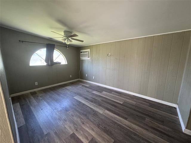 Foto del edificio - 202 W Tarrant St