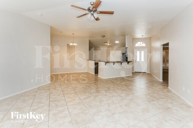 Foto del edificio - 4933 Glenarden Dr