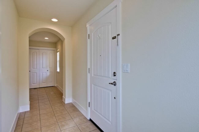 Foto del edificio - 3-Bed, 3-Bath Home in Sunnyvale near Seven...