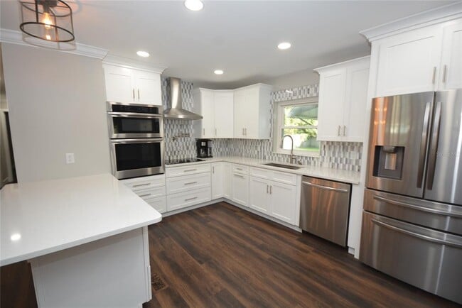 Building Photo - 3006 Vine St