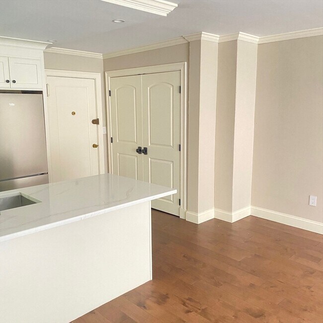 Foto del edificio - 145 Pinckney St