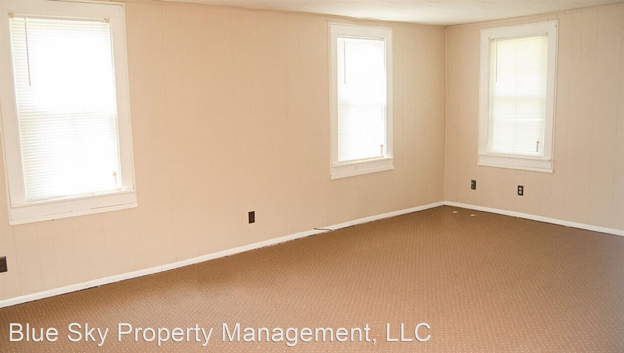 Building Photo - 3 br, 1 bath House - 2100 N Hollywood Ave