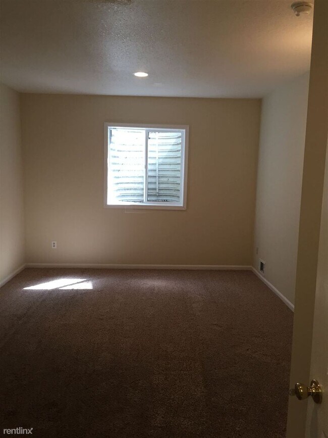 Foto del edificio - 6 br, 3 bath House - 1515 Crawford St