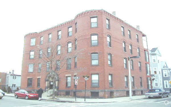 Foto principal - 278 K St