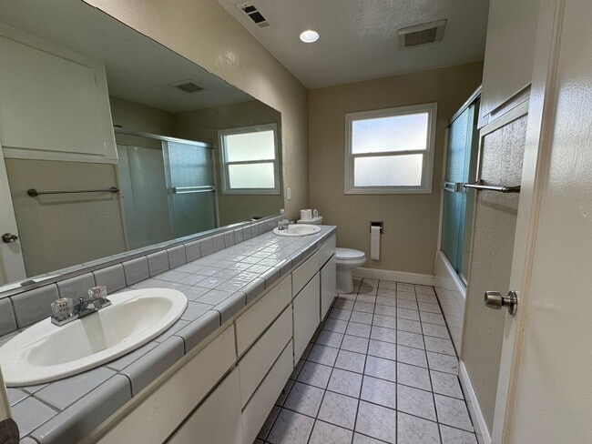 Building Photo - Nice Three Bedroom Corner Home