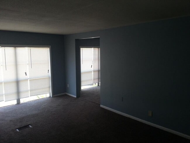 Building Photo - 5828 Augo Ln