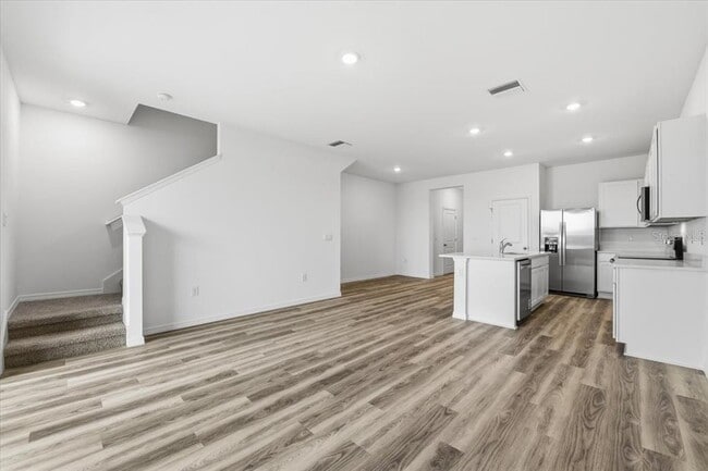 Building Photo - 8066 Swan Mist Wy