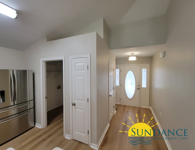 Building Photo - Renovated 4 Bedroom Home in Santa Rosa Beach!