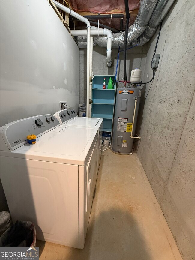 Foto del edificio - 305 Martin Cir